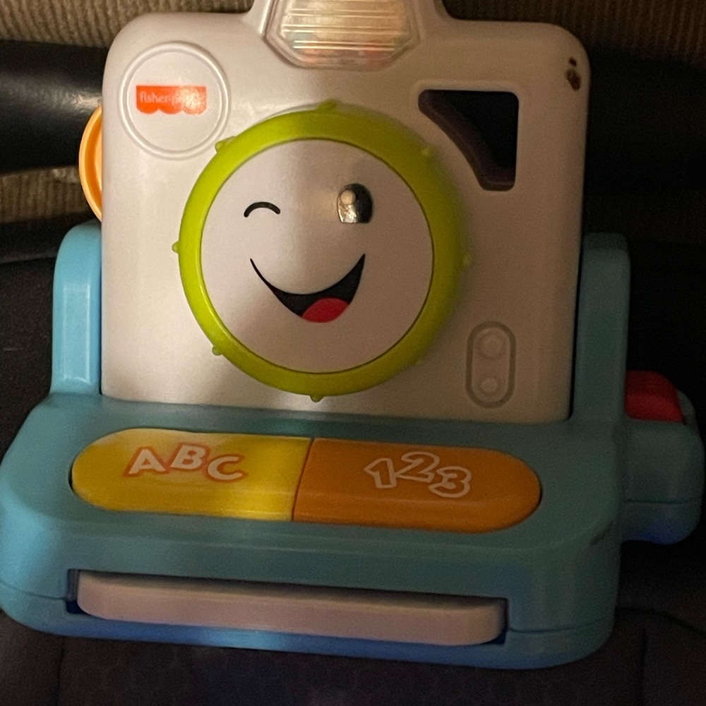 Fisher price click and learn camera